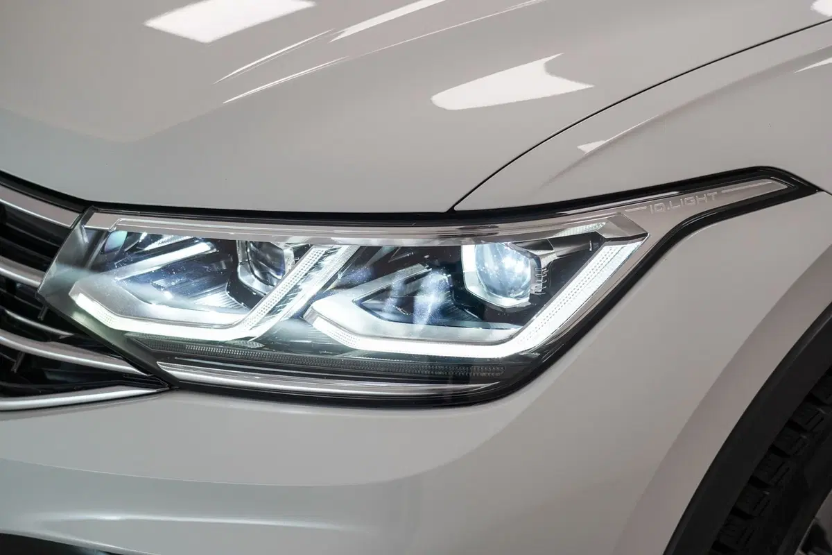 Volkswagen Tiguan usata a Varese (8)