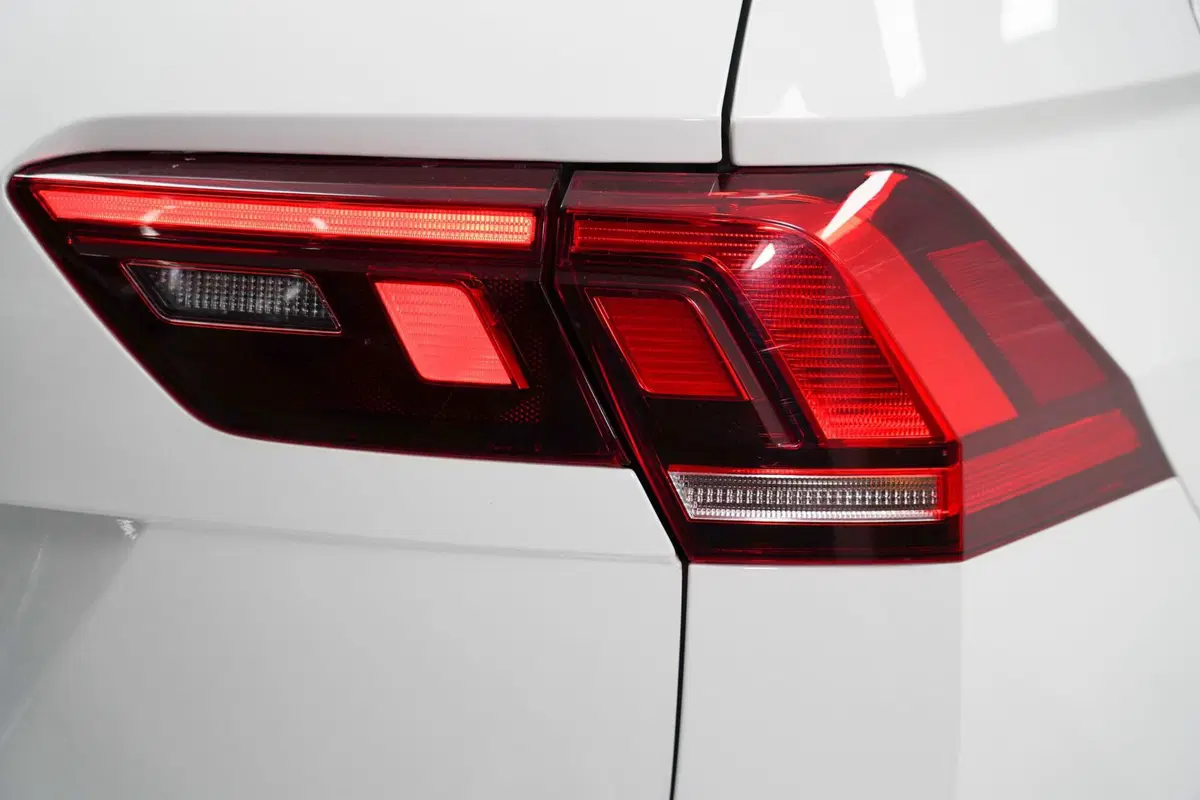Volkswagen Tiguan usata a Varese (9)