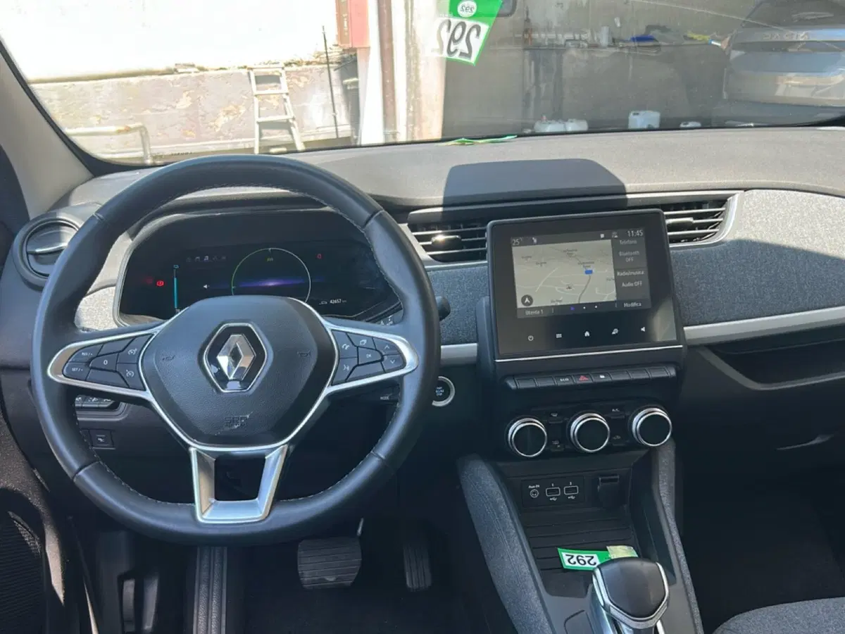 Renault Zoe usata a Roma (10)