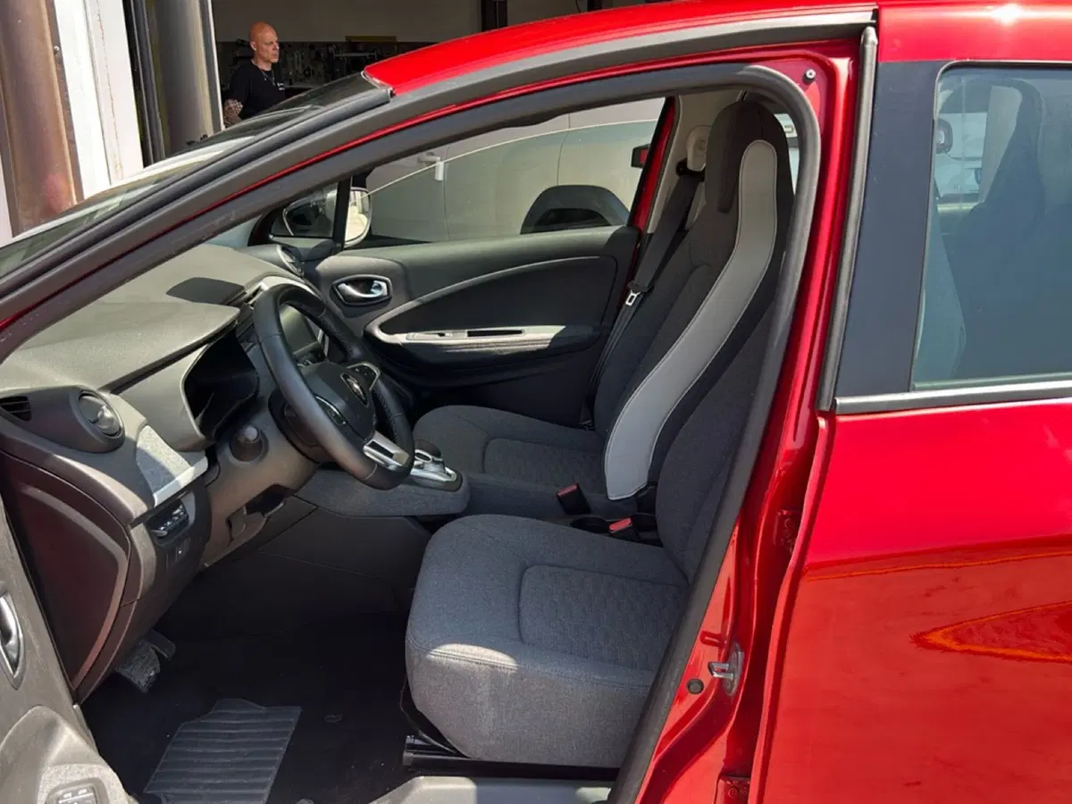 Renault Zoe usata a Roma (8)