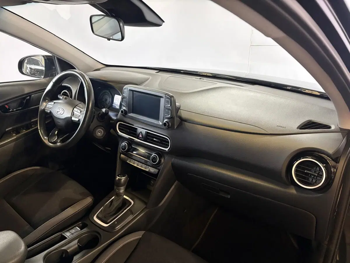 Hyundai Kona usata a Monza e Brianza (15)
