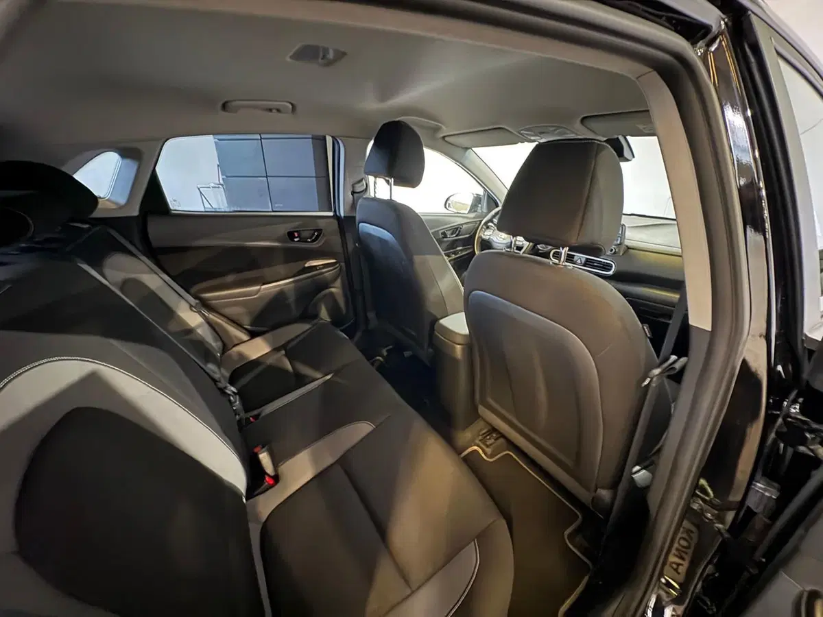 Hyundai Kona usata a Monza e Brianza (17)