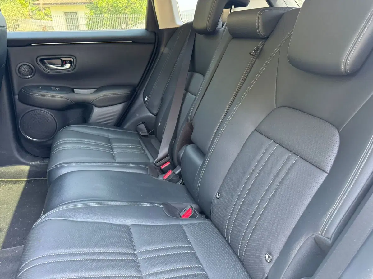Honda ZR-V usata a Salerno (16)