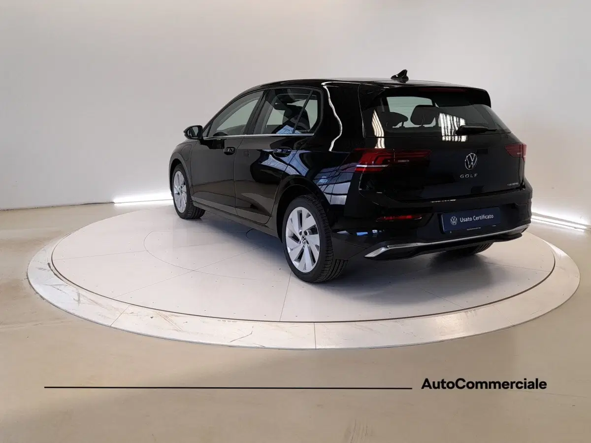 Volkswagen Golf nuova a Bologna (4)