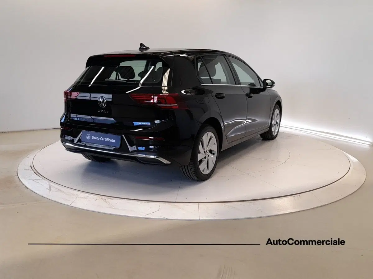 Volkswagen Golf nuova a Bologna (6)