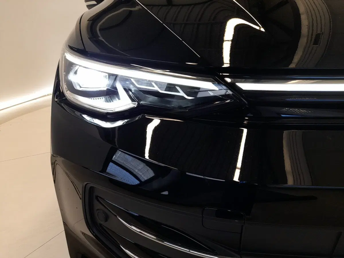 Volkswagen Golf nuova a Bologna (8)