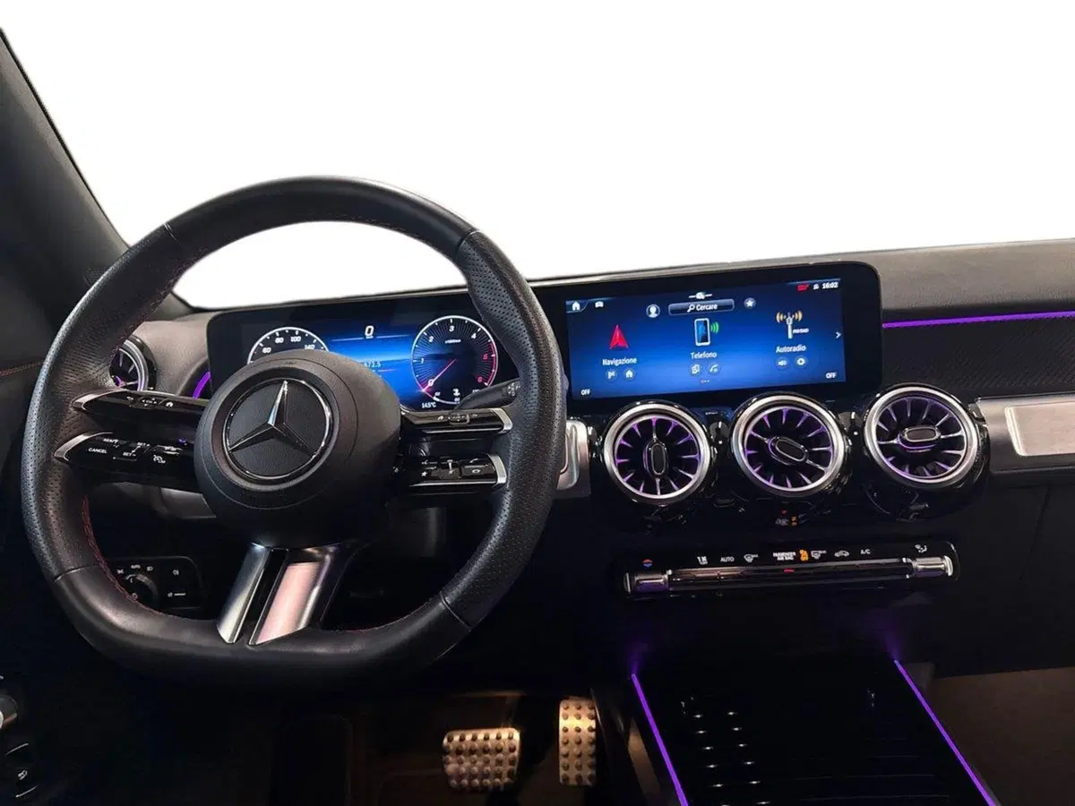 Mercedes-Benz GLB usata a Prato (11)