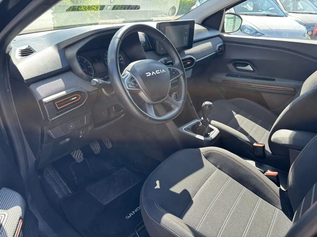 Dacia Sandero usata a Firenze (5)