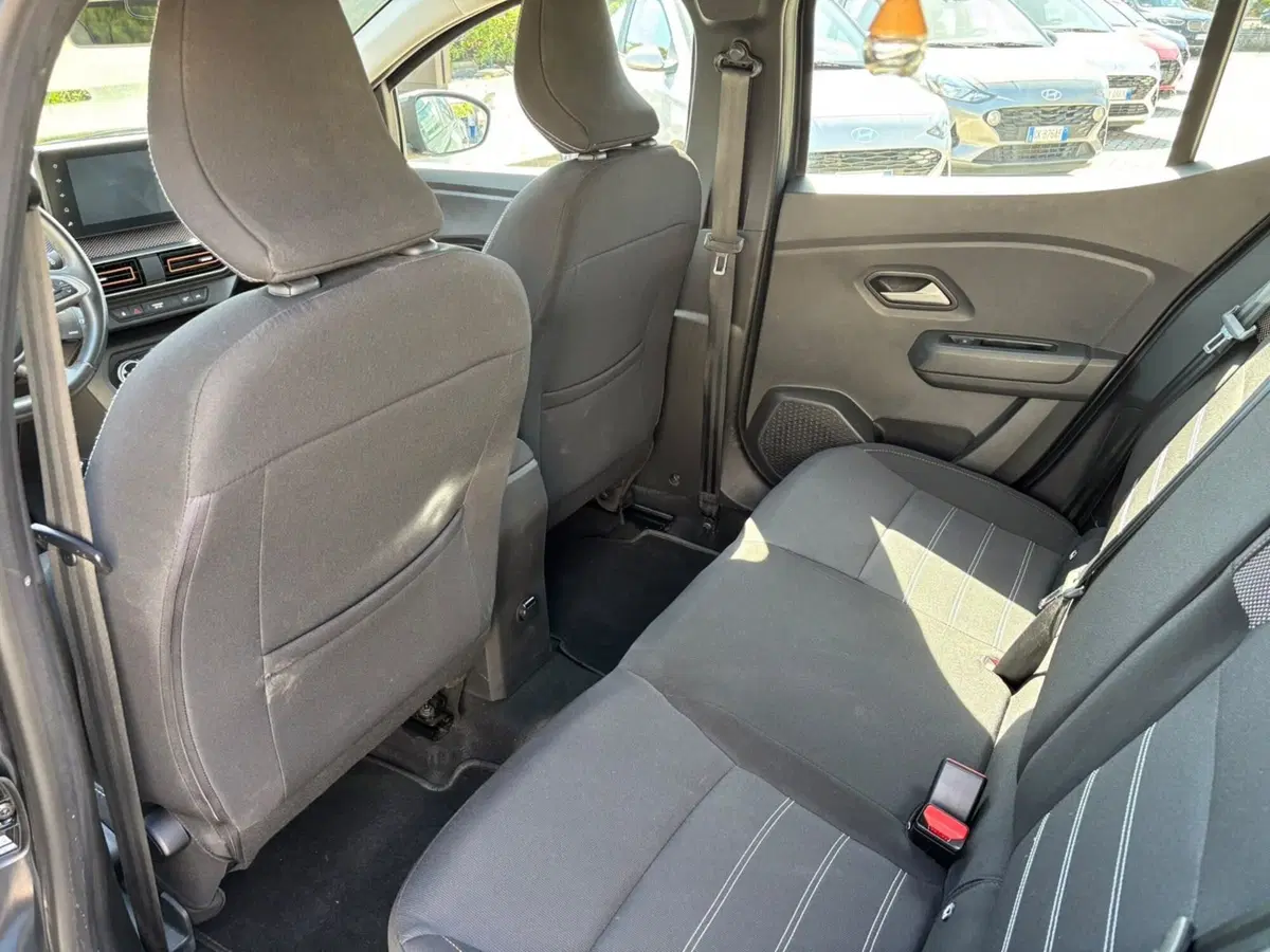 Dacia Sandero usata a Firenze (6)