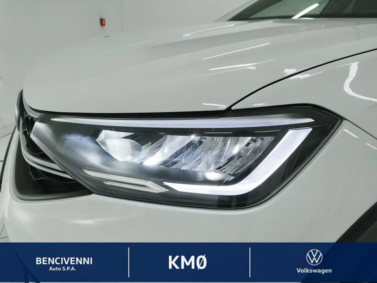 Volkswagen Taigo nuova a Catanzaro (13)