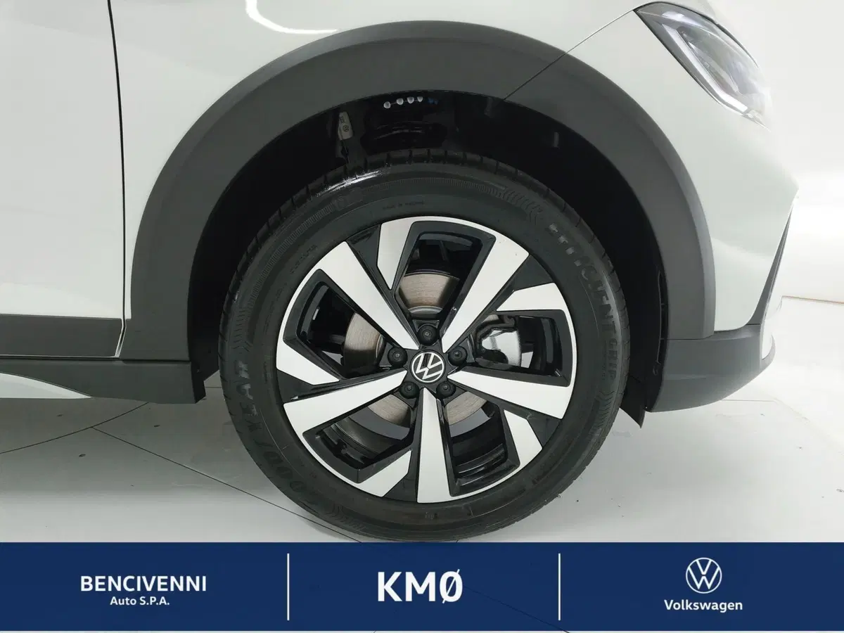 Volkswagen Taigo nuova a Catanzaro (7)