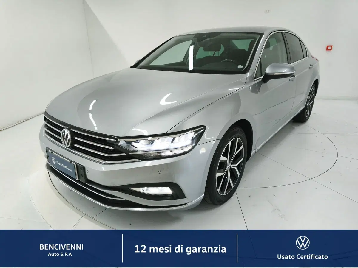 Volkswagen Passat usata a Catanzaro