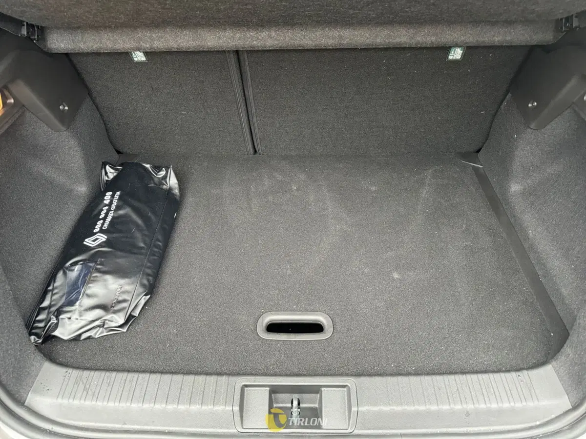 Renault Captur usata a Milano (18)