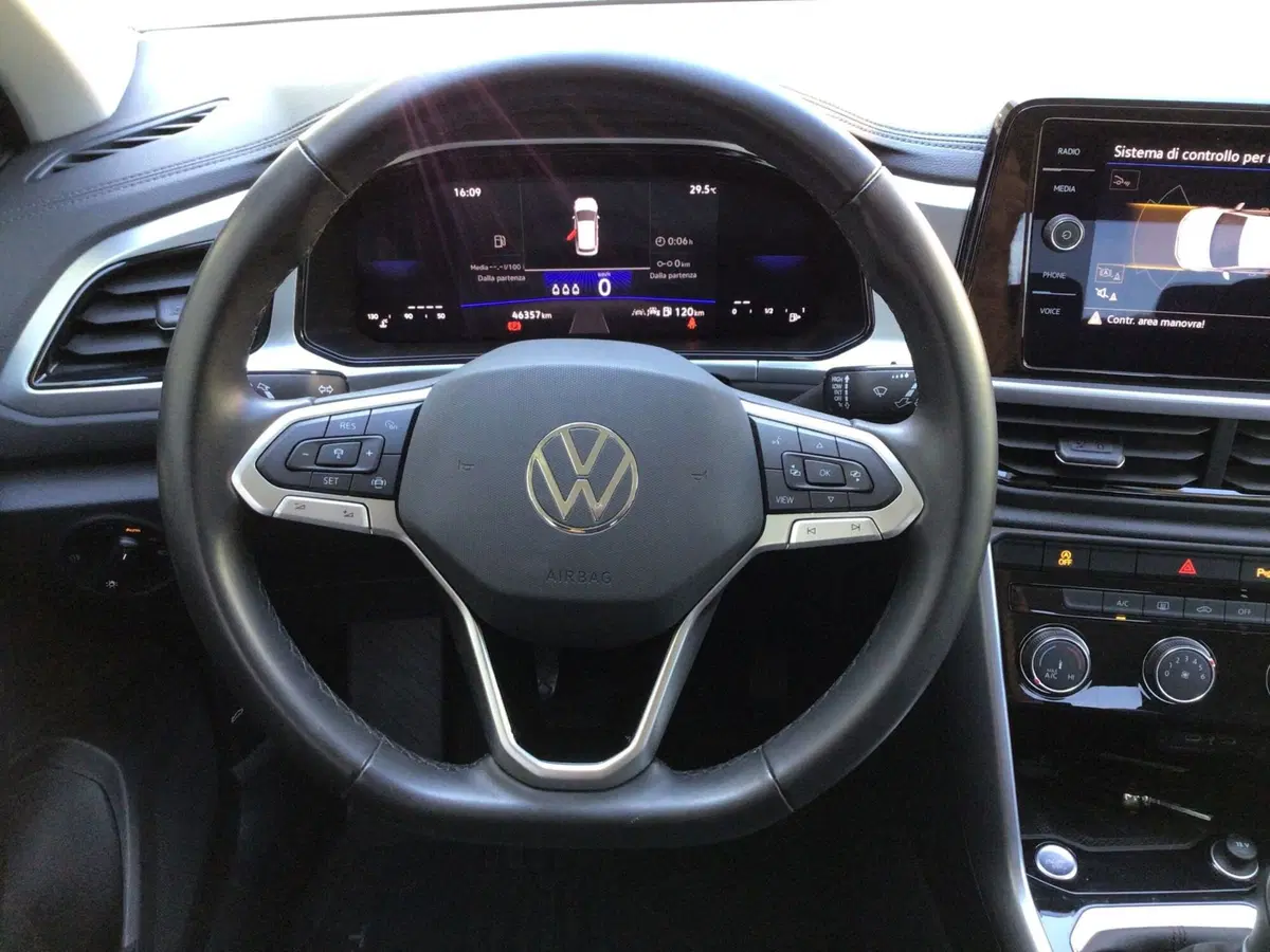 Volkswagen T-Roc usata a Genova (11)