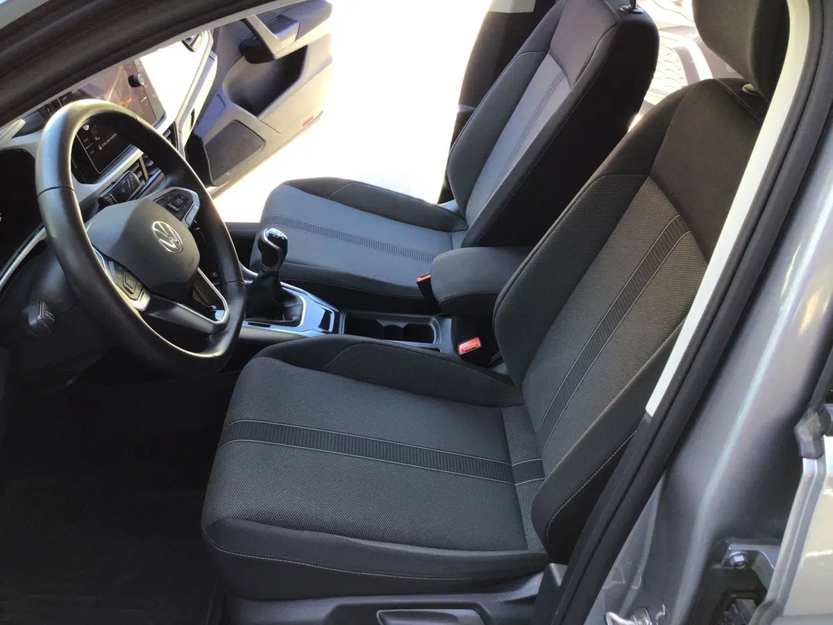 Volkswagen T-Roc usata a Genova (13)
