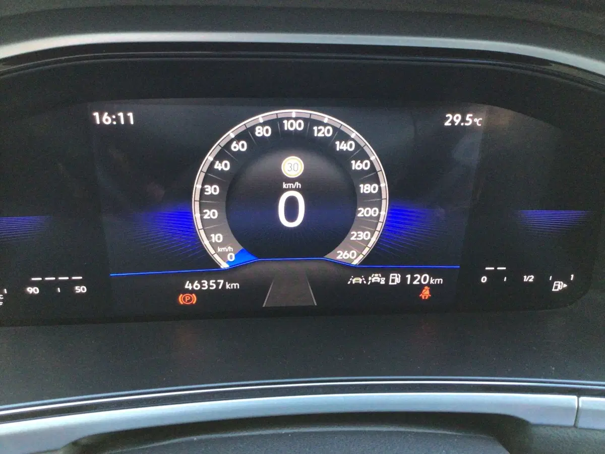 Volkswagen T-Roc usata a Genova (14)