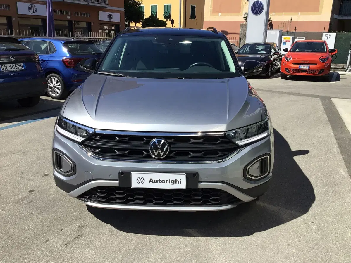 Volkswagen T-Roc usata a Genova (2)
