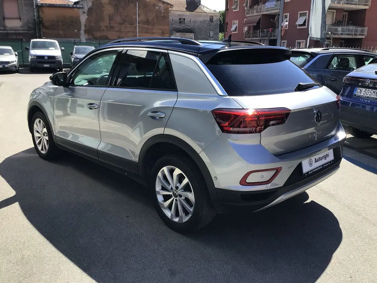 Volkswagen T-Roc usata a Genova (7)