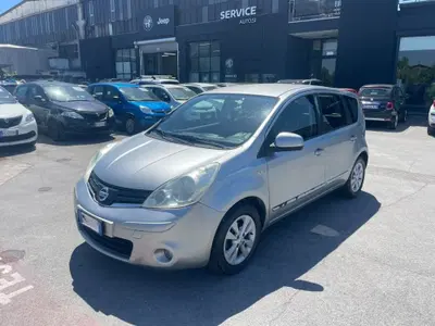Nissan Note 1.4 16V Acenta del 2009 usata a Lucca