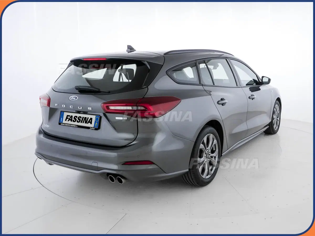 Ford Focus Station Wagon usata a Milano (6)