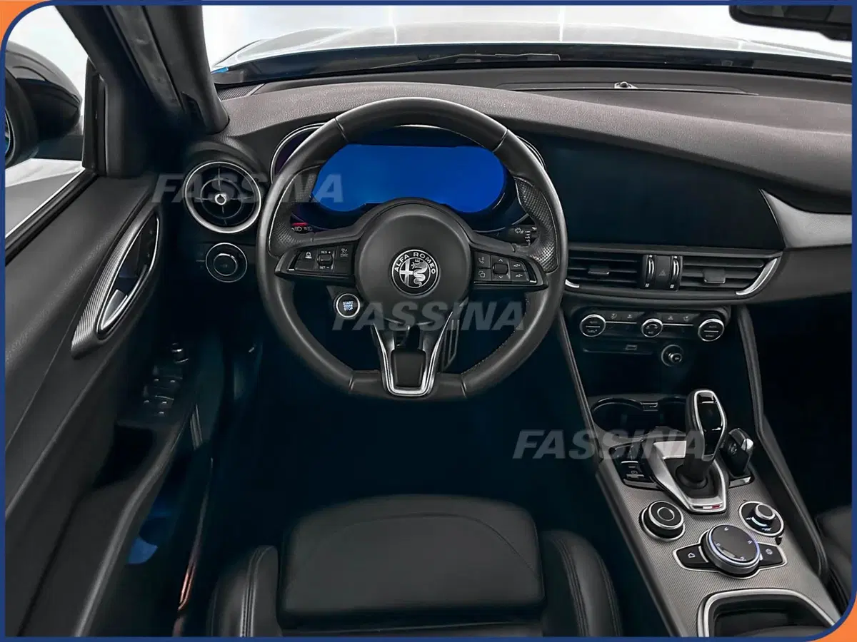Alfa Romeo Giulia usata a Milano (11)