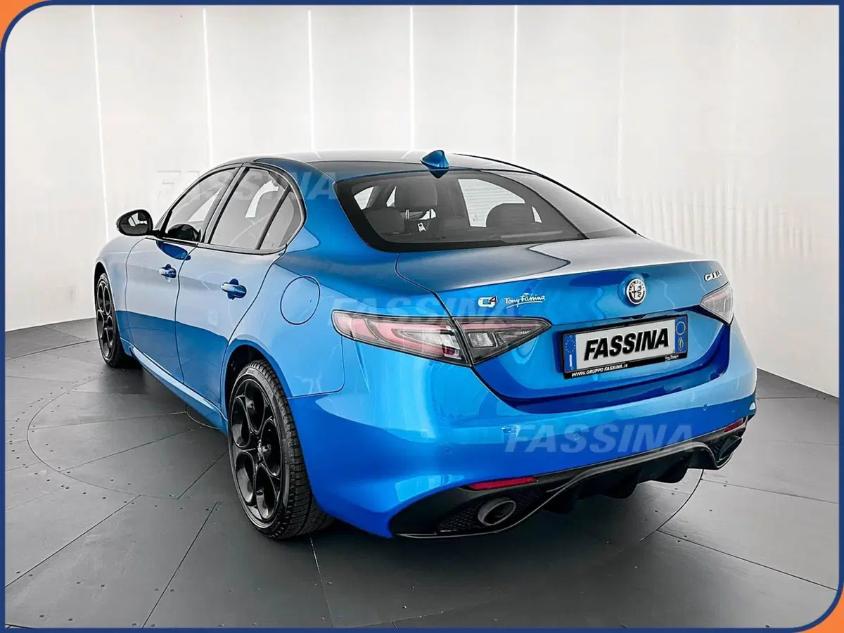 Alfa Romeo Giulia usata a Milano (4)