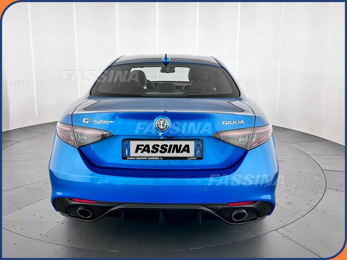 Alfa Romeo Giulia usata a Milano (5)