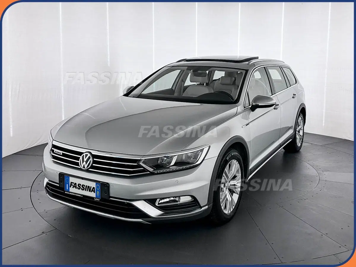 Volkswagen Passat Variant usata a Milano (3)