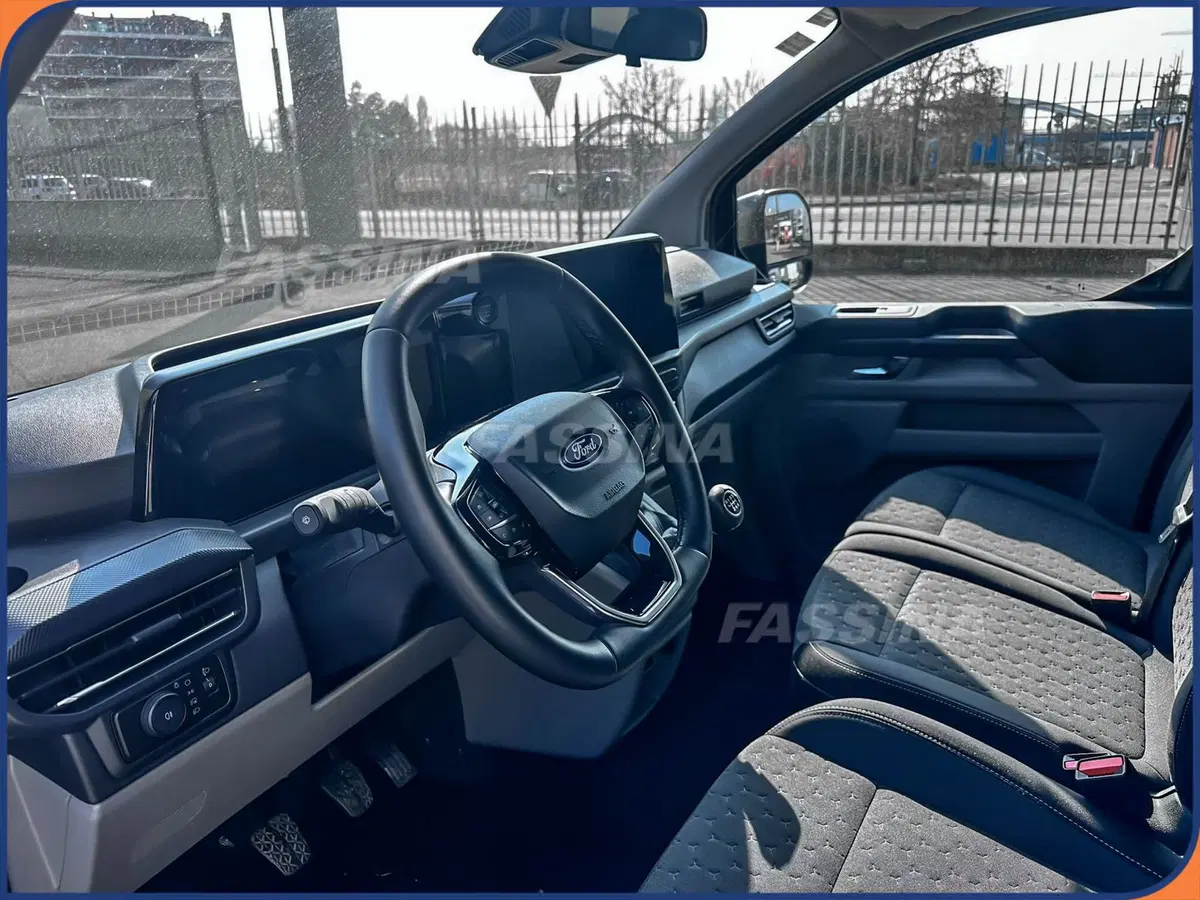 Ford Transit Custom  usata a Milano (9)