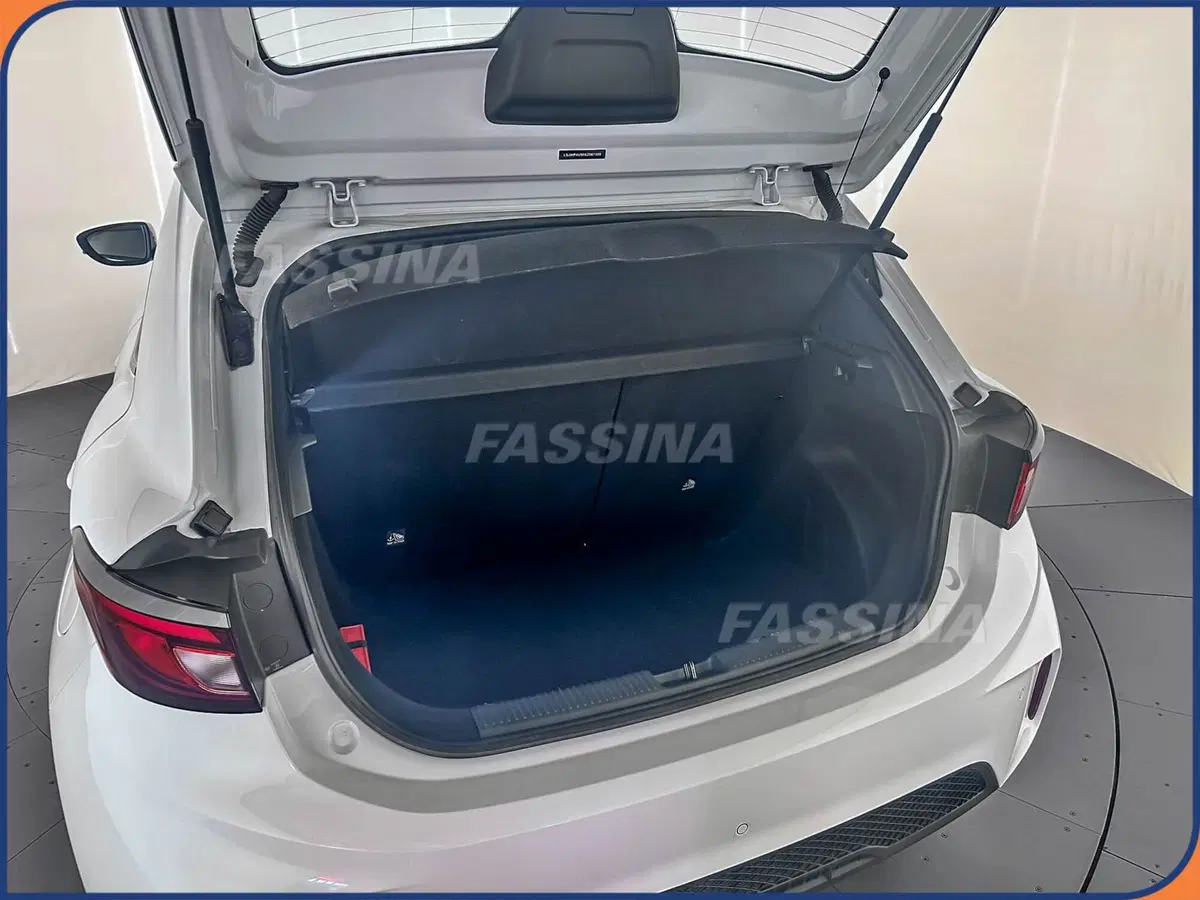 Mg MG3 usata a Milano (11)