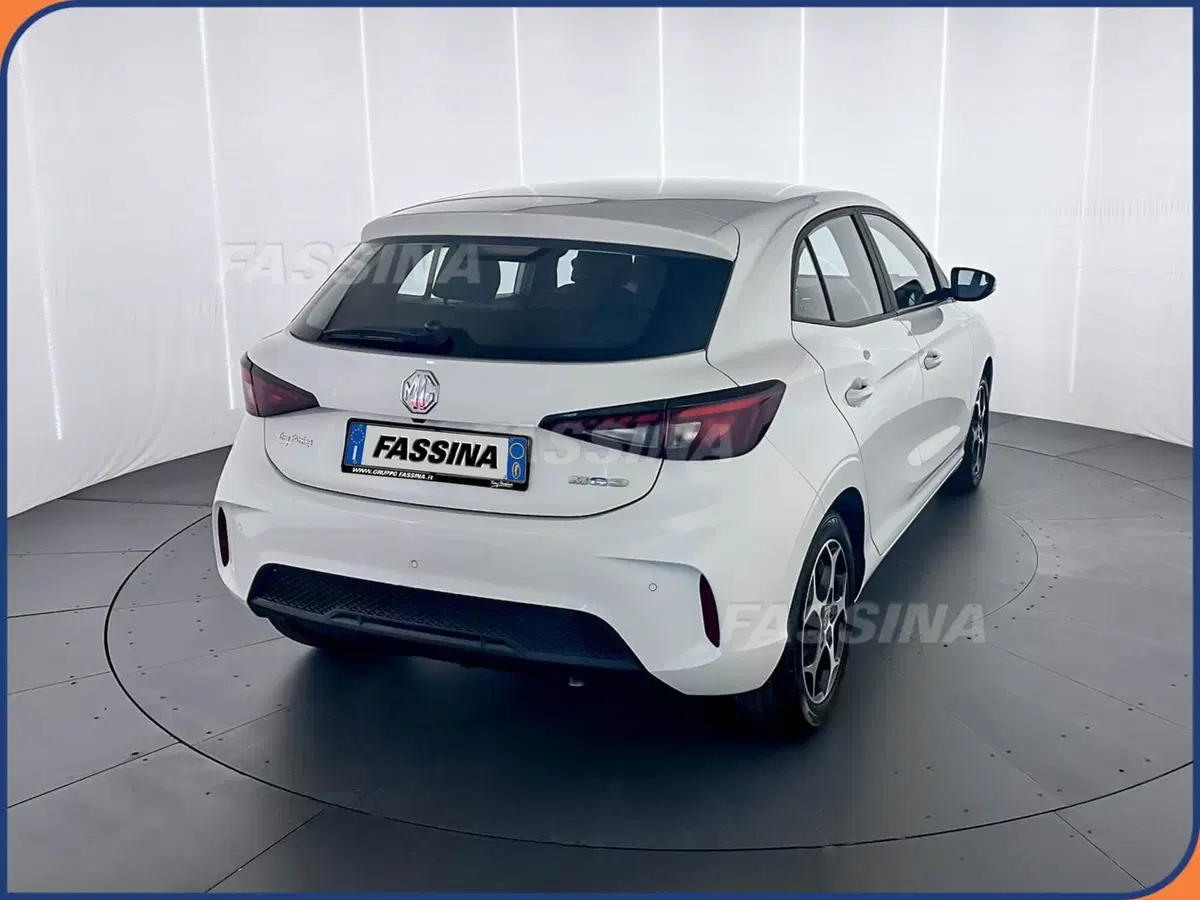 Mg MG3 usata a Milano (6)