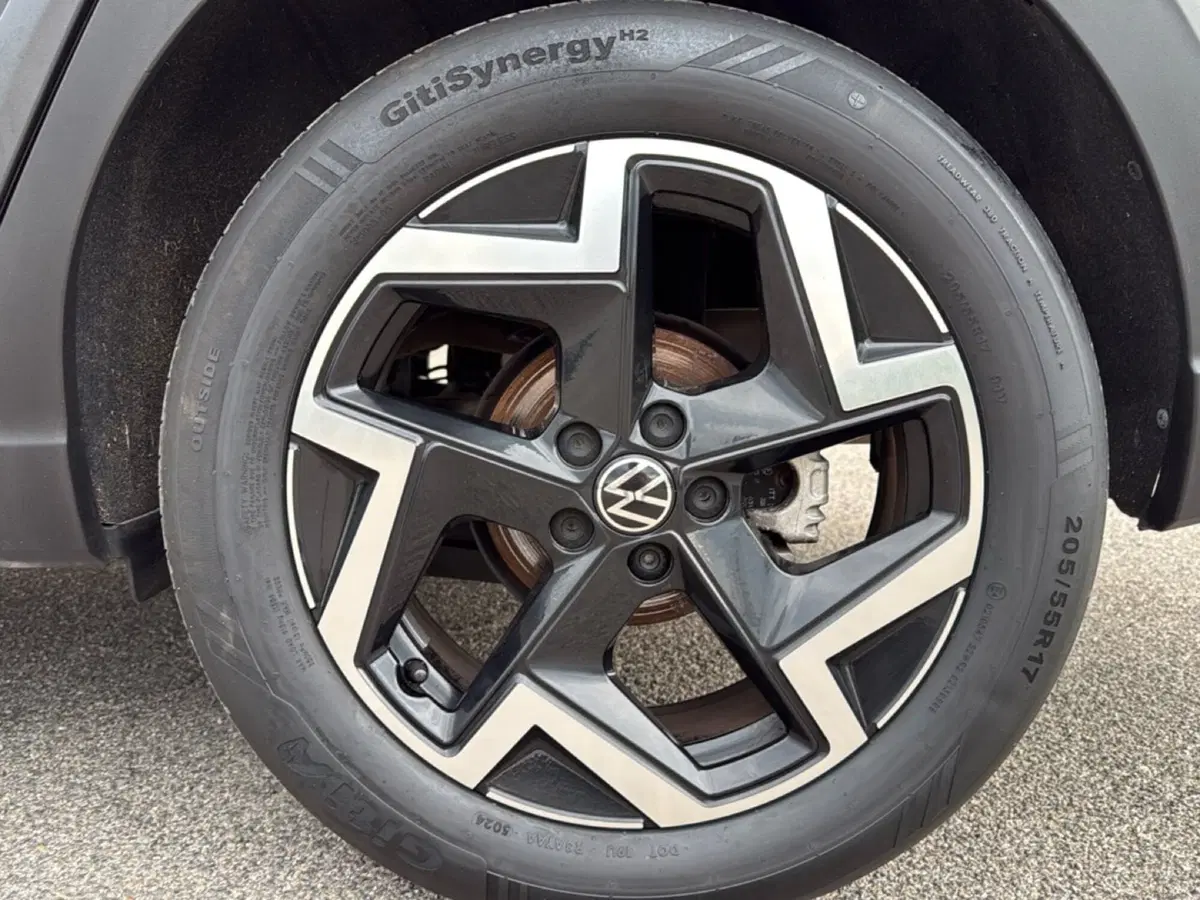 Volkswagen Taigo usata a Terni (6)