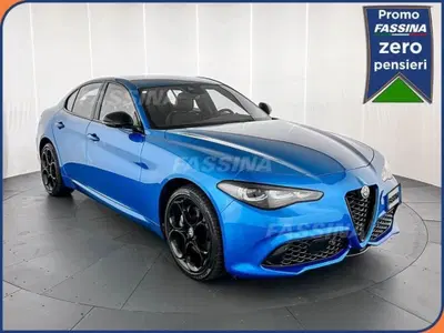 Alfa Romeo Giulia 2.0 t Veloce Q4 280cv auto del 2024 usata a Milano