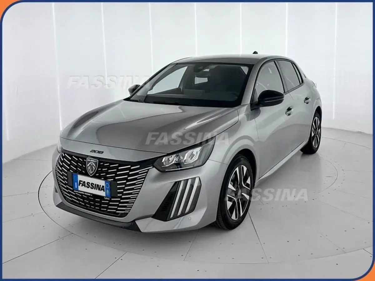 Peugeot 208 usata a Milano (3)