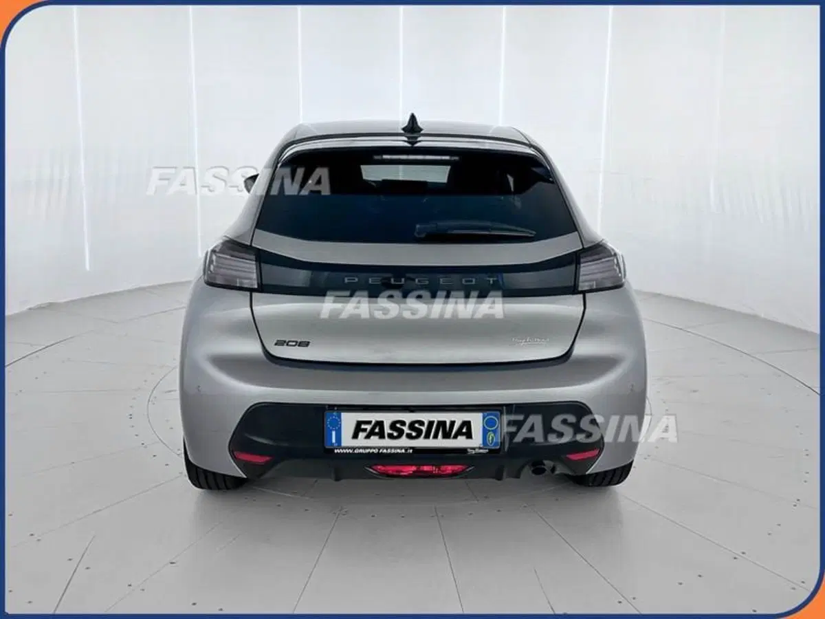 Peugeot 208 usata a Milano (5)