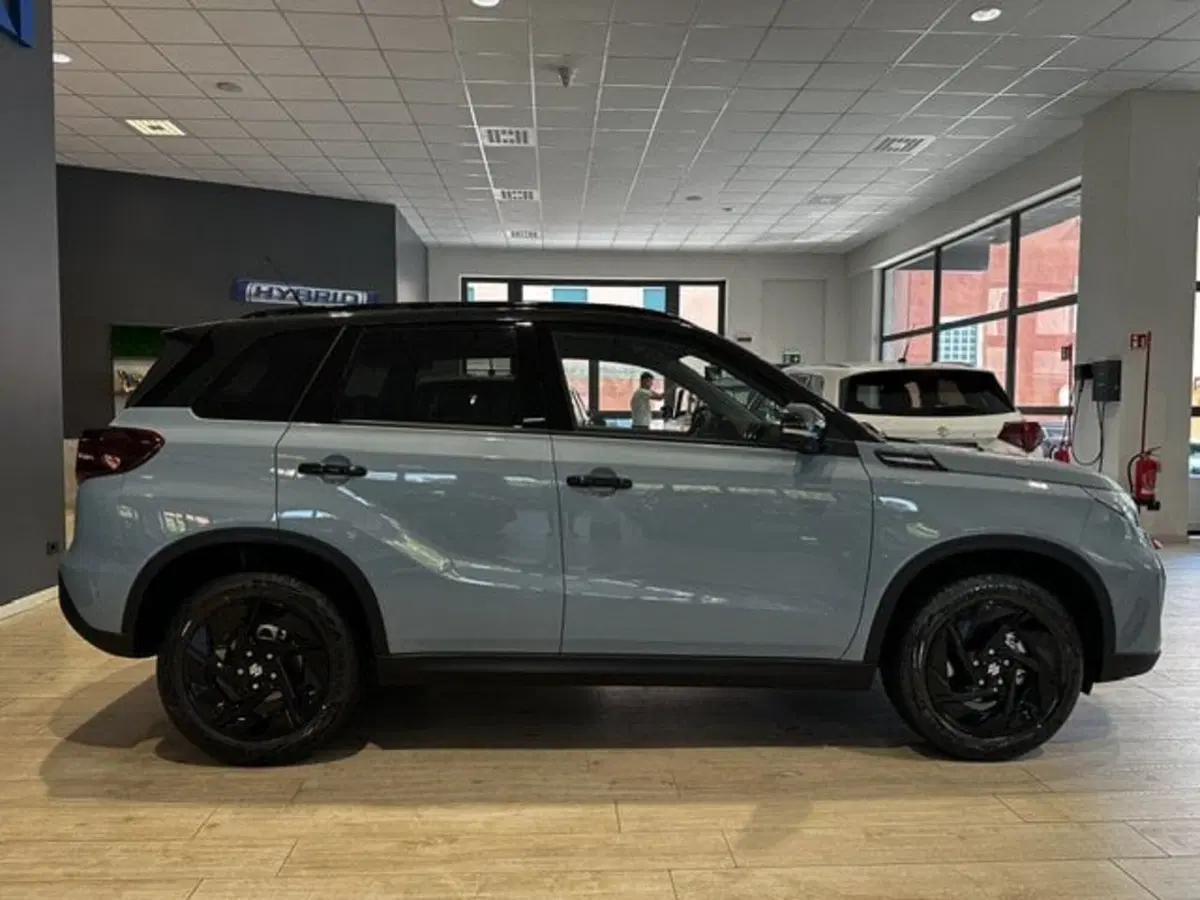 Suzuki Vitara nuova a Vercelli (4)
