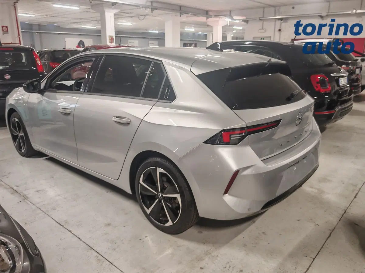 Opel Astra nuova a Torino (3)