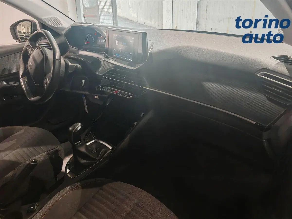 Peugeot 208 usata a Torino (6)