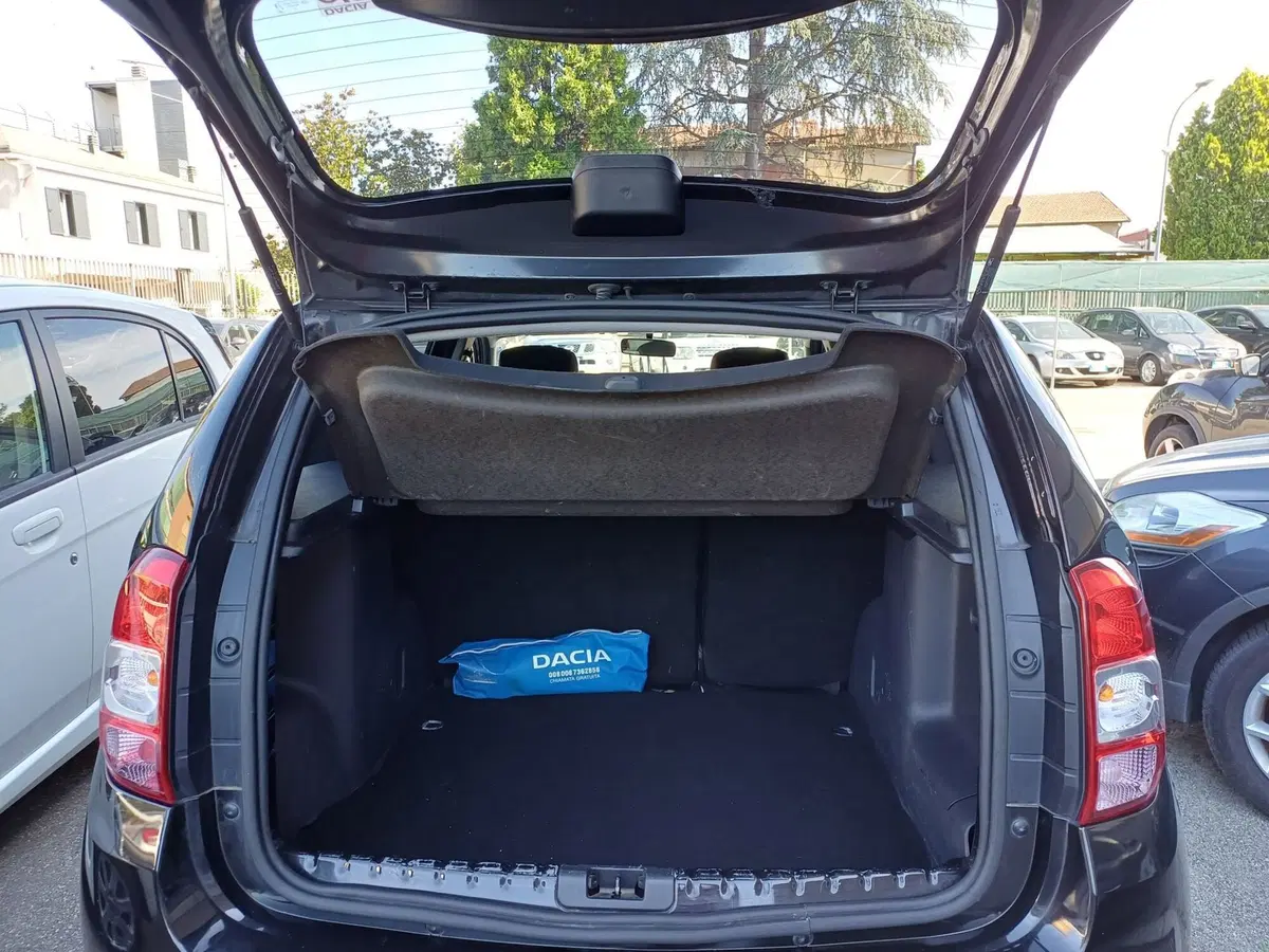 Dacia Duster usata a Modena (10)