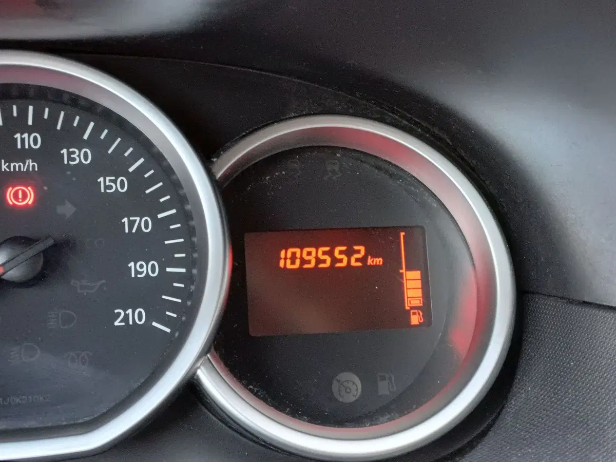 Dacia Duster usata a Modena (13)
