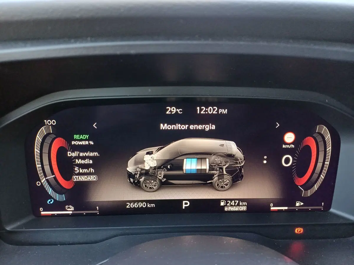 Nissan Qashqai usata a Modena (15)