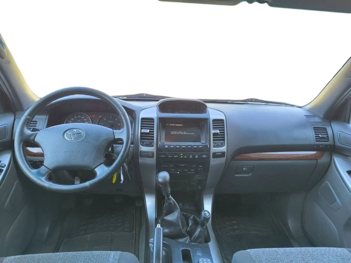 Toyota Land Cruiser usata a Udine (11)
