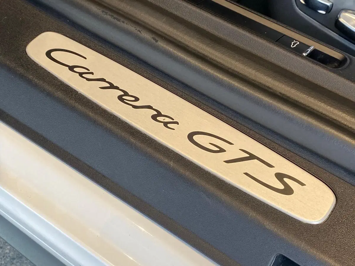 Porsche 911 Coupé usata a Firenze (14)