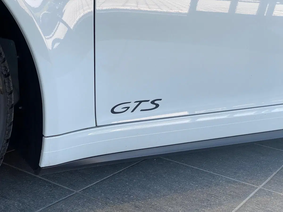 Porsche 911 Coupé usata a Firenze (9)