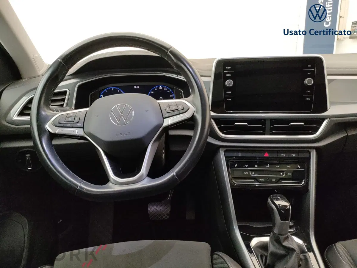 Volkswagen T-Roc usata a Varese (12)
