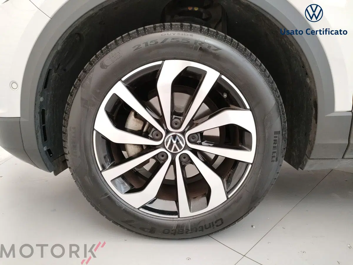 Volkswagen T-Roc usata a Varese (6)