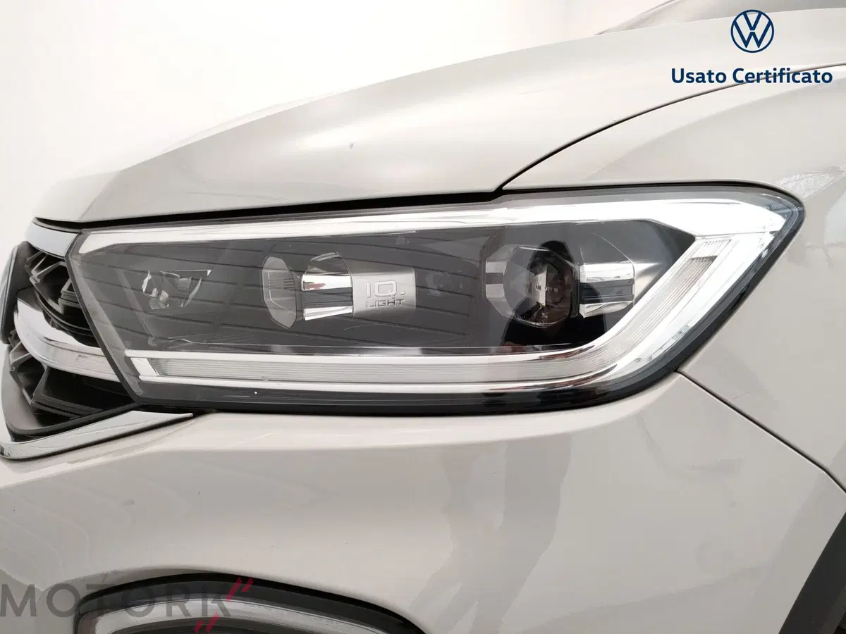Volkswagen T-Roc usata a Varese (8)