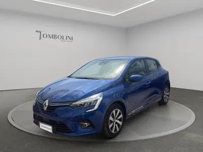 Renault Clio Full Hybrid E-Tech 140 CV 5 porte Zen del 2021 usata a Civitanova Marche