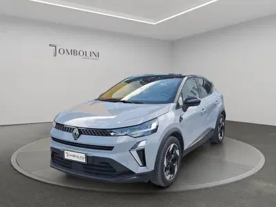 Renault Captur Full Hybrid E-Tech 145 CV Techno del 2024 usata a Civitanova Marche
