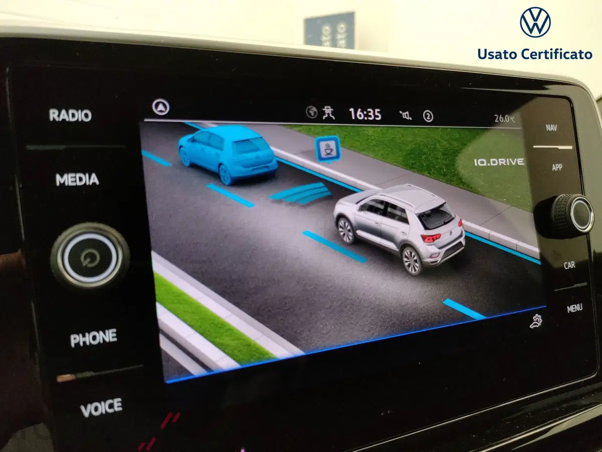 Volkswagen T-Roc usata a Varese (14)